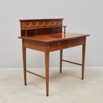 1737 7196 Skrivbord